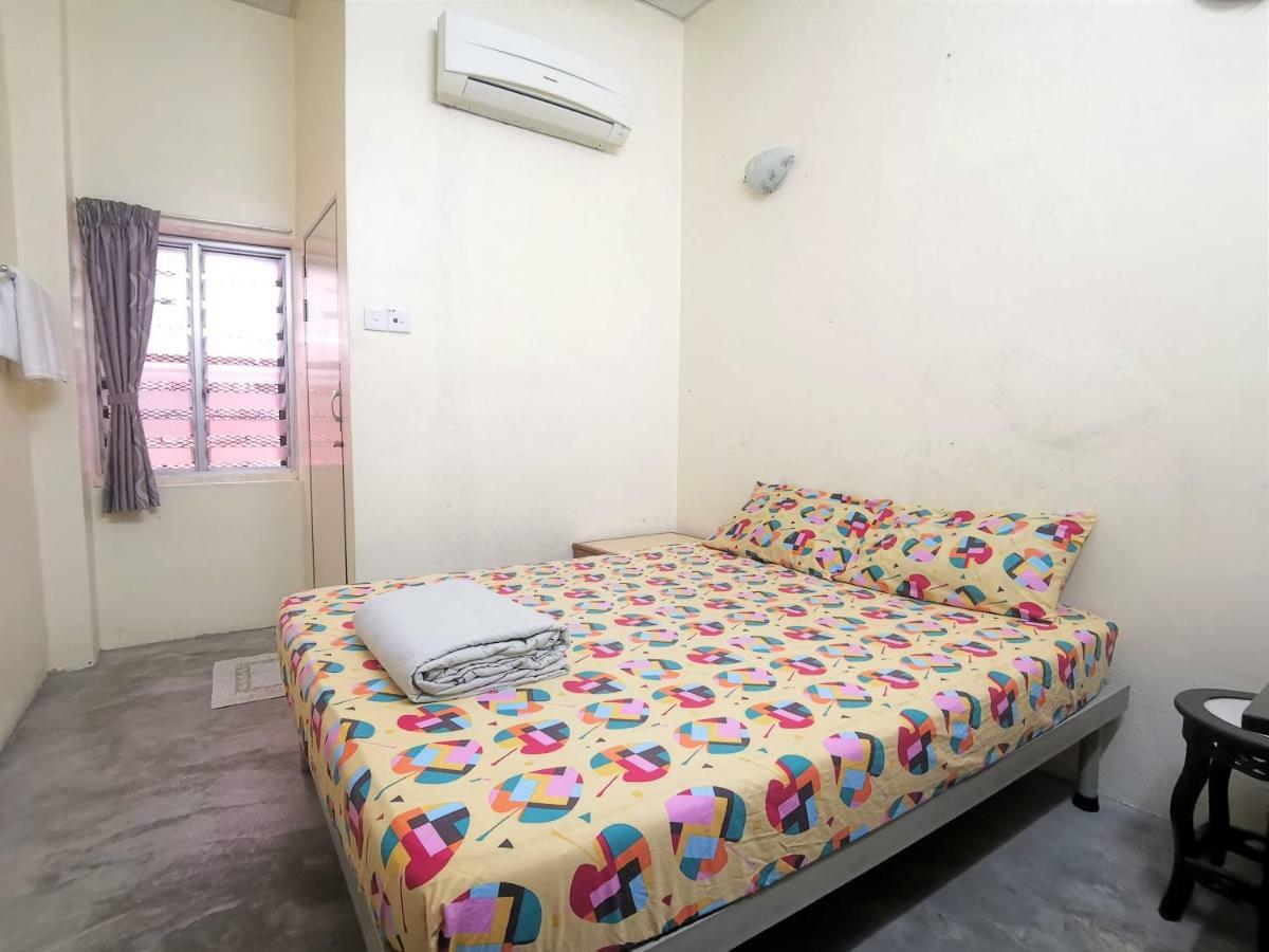 Star Lodge George Town Exterior photo